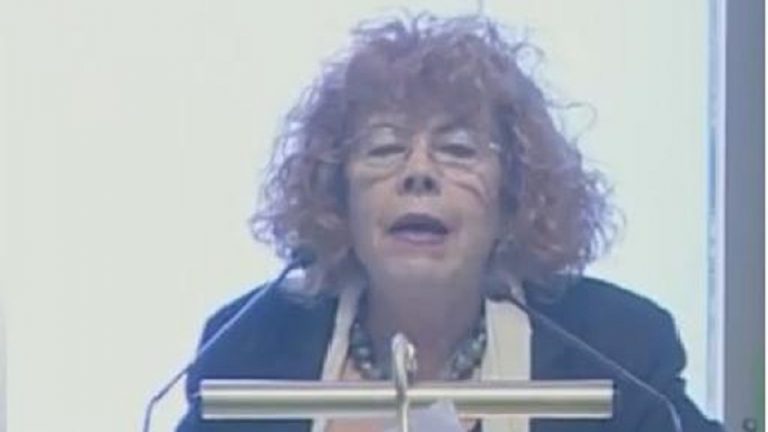 15Φεβ2018 – Μάθε τι παίζει – Αννα Αγγελίδου