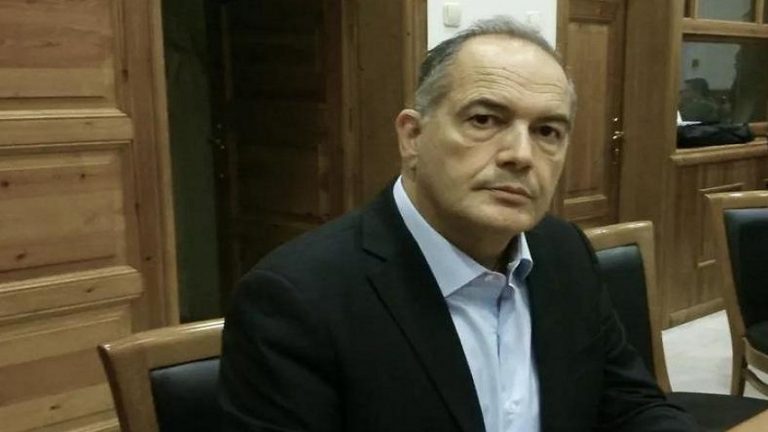 20Φεβ2018 – Μάθε τι παίζει – Κωνσταντίνος Χατζηεμμανουήλ