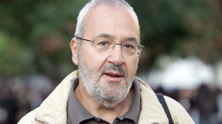 11Mαϊ2018 – Μάθε τι παίζει – Γιάννης Κρεστενίτης