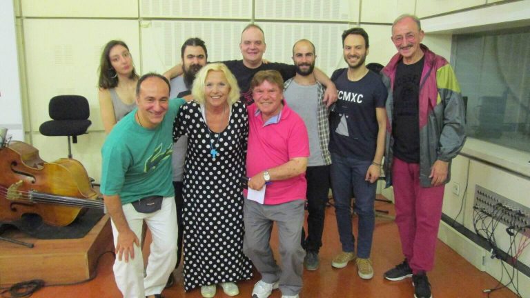 “Ζωντανή γραμμή με τους Έλληνες του κόσμου” Κυριακή 24 Ιουνίου 2018, Ένα Αφιέρωμα στο καλό λαϊκό τραγούδι
