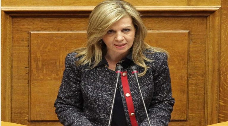 13Σεπ2018 – Μάθε τι παίζει – Μερόπη Τζούφη