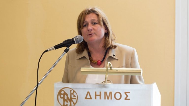 25Οκτ2018 –  Μάθε τι παίζει – Καλυψώ Γούλα