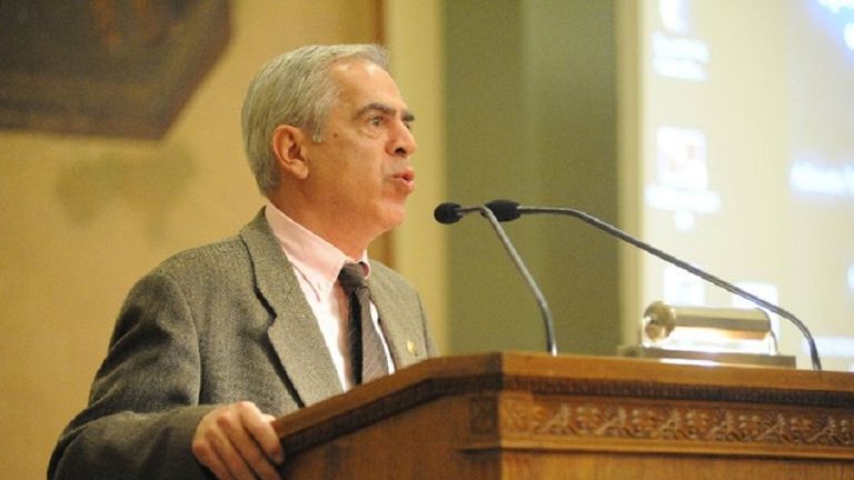 15Νοε2018 – Μάθε τι παίζει – Χάρης Αηδονόπουλος