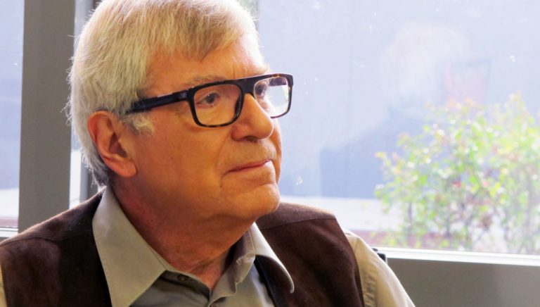 30Ιαν2019 “Παράθυρο στον κόσμο” καλεσμένος της εκπομπής ο συγγραφέας, ποιητής και παραγωγός του Τρίτου Γιάννης Ευσταθιάδης