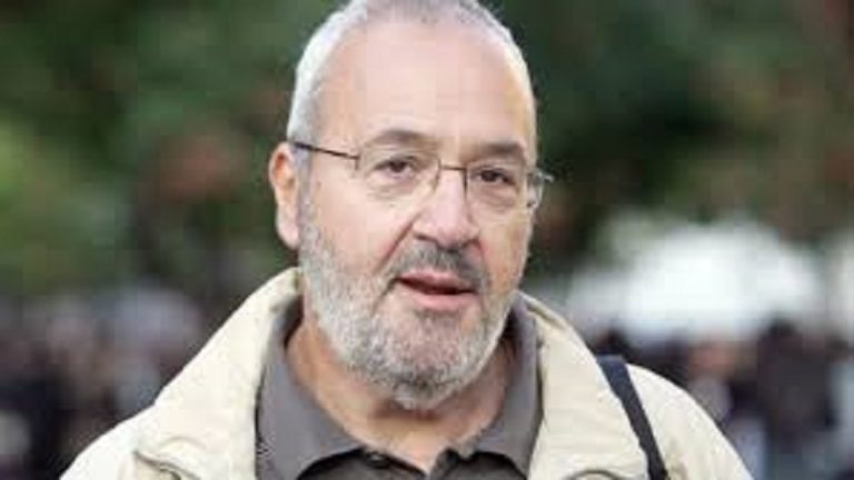 11Απρ2019 –  Μάθε τι παίζει – Γιάννης Κρεστενίτης