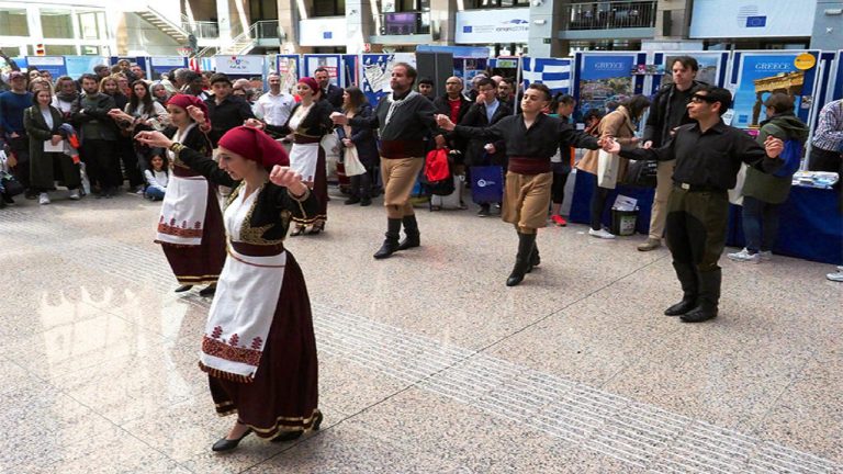 H Ελλάδα έδωσε δυναμικό «παρών» στην Ημέρα της Ευρώπης