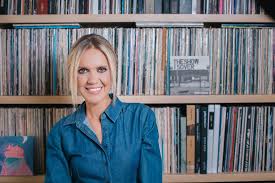 05Ιολ2019 –  Μάθε τι παίζει – Σύνθια Σάπικα