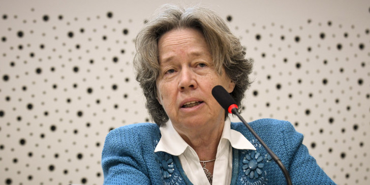 10Ιον2020 – Αθηνά Λινού