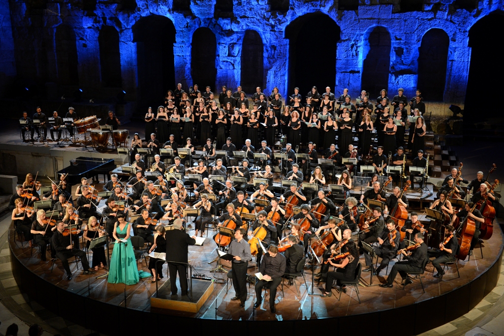 18Δεκ2021 «Studio C» Ηχογραφήσεις των Μουσικών Συνόλων της ΕΡΤ Ο Κάρολος Τρικολίδης διευθύνει την Εθνική Συμφωνική Ορχήστρα της ΕΡΤ στο Ωδείο Ηρώδου του Αττικού   Παραγωγή-παρουσίαση: Μιχάλης Μεσσήνης