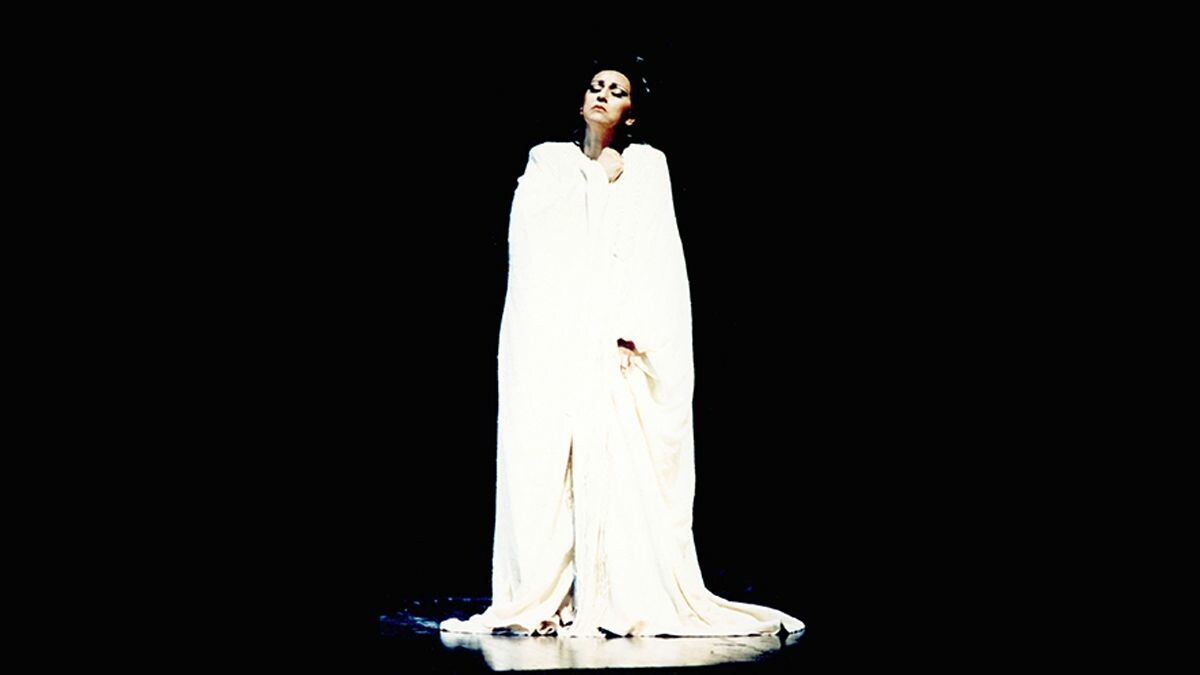 Δευτέρα, 3 Ιανουαρίου 2022, στις 19:00 ΑΦΙΕΡΩΜΑ ΣΤΗΝ ΥΨΙΦΩΝΟ ΜΑΡΘΑ ΑΡΑΠΗ Στην εκπομπή «Όσα Είδε ο Άνεμος της Μουσικής»  Παραγωγή-Παρουσίαση: Μιχάλης Μεσσήνης