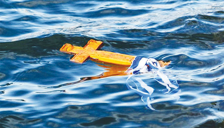 Τα Θεοφάνια στη “Φωνή της Ελλάδας”