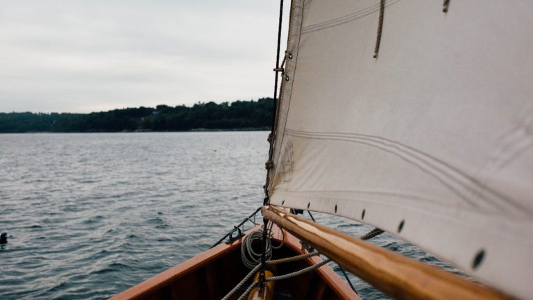 Καλές Θάλασσες 12-04-2022